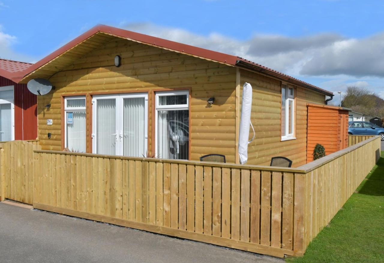 Lovely 3 Bed Chalet Bridlington Free Electric ภายนอก รูปภาพ